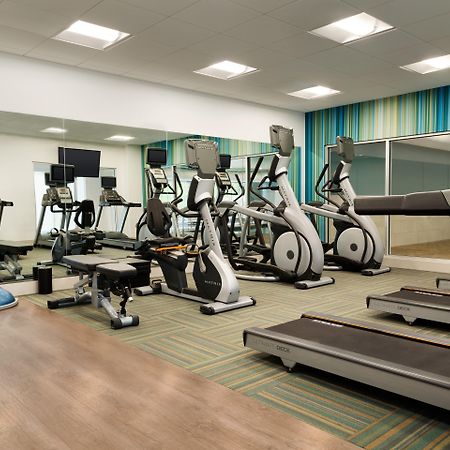 Holiday Inn Express Williamsburg By Ihg Bagian luar foto