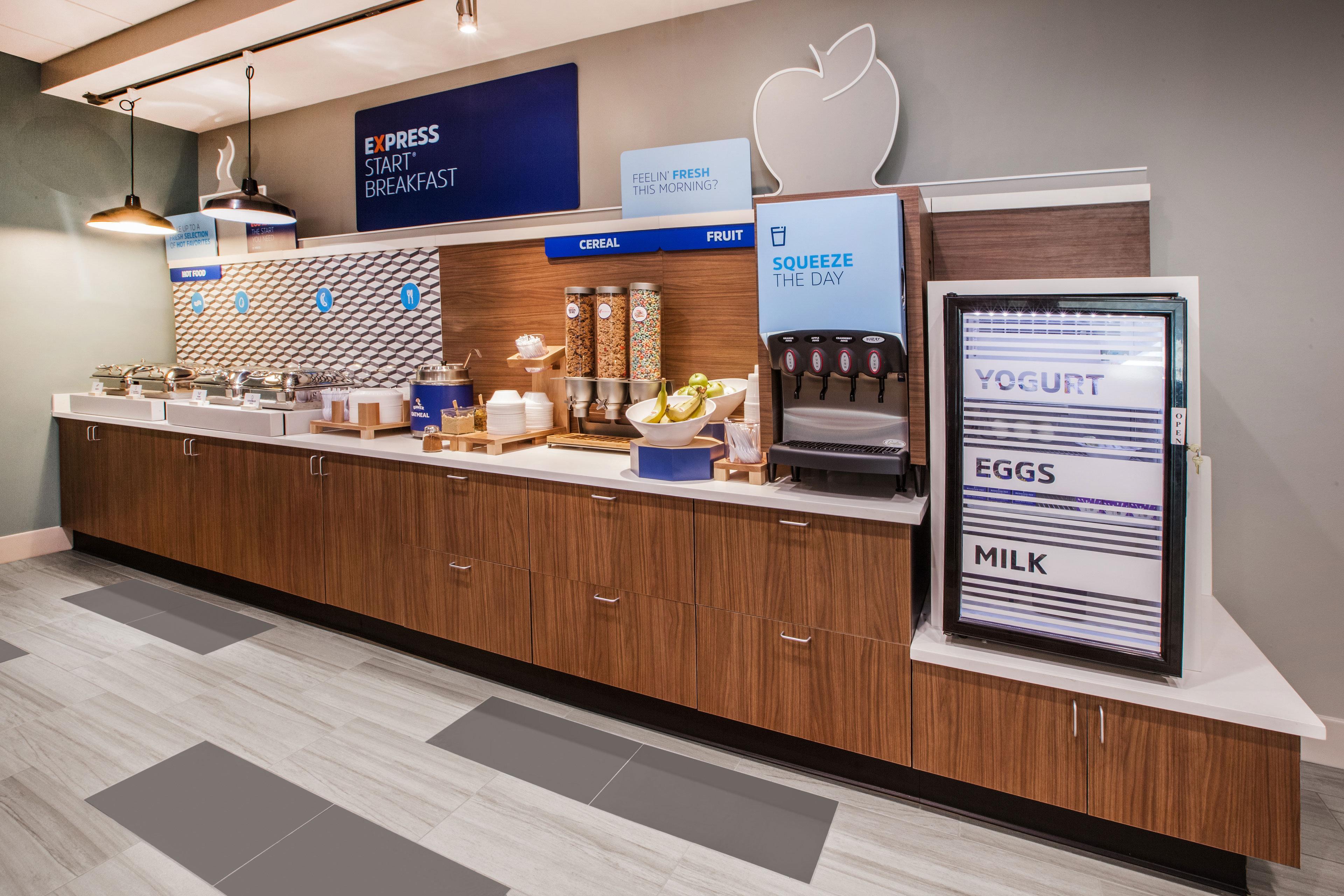 Holiday Inn Express Williamsburg By Ihg Bagian luar foto