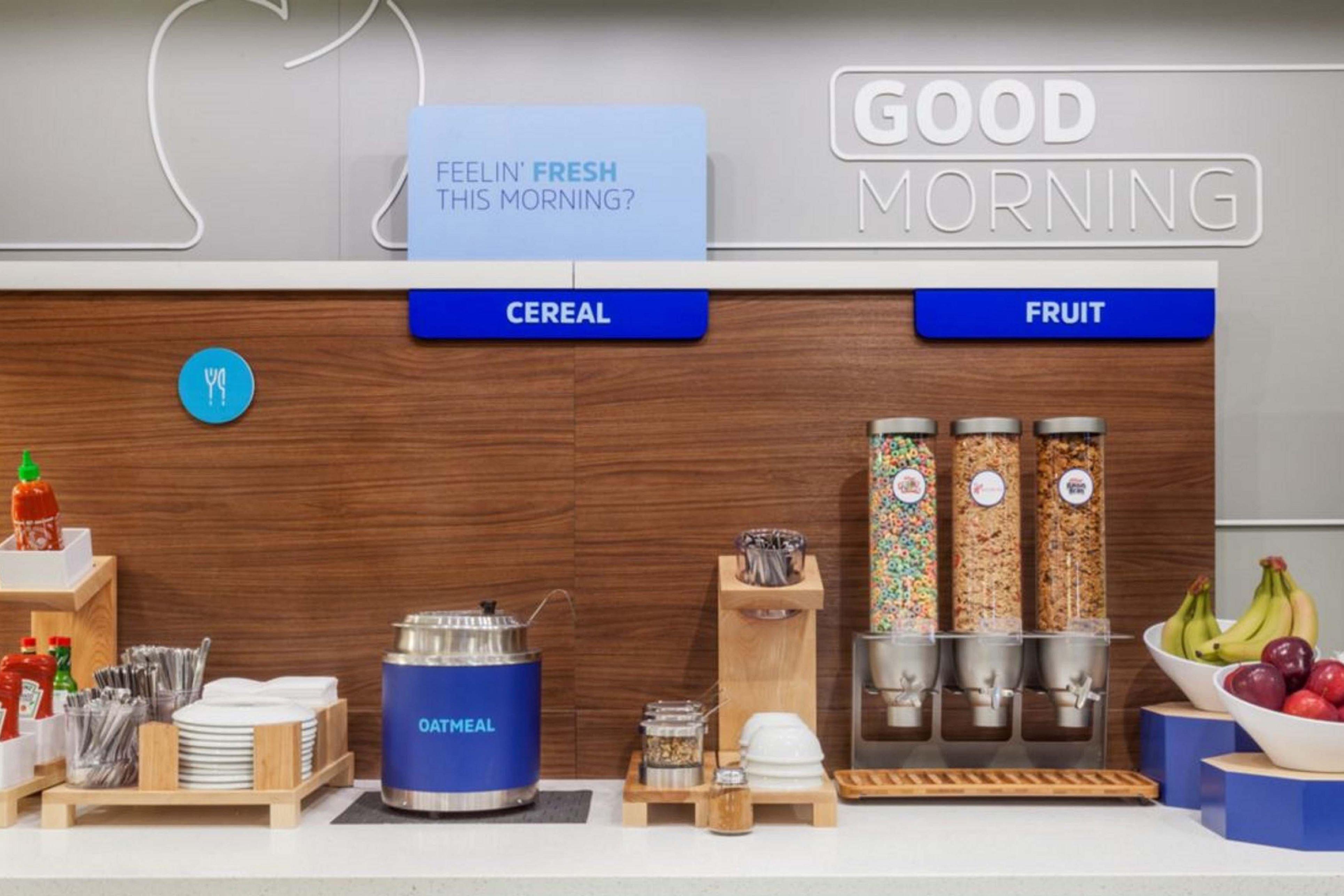 Holiday Inn Express Williamsburg By Ihg Bagian luar foto