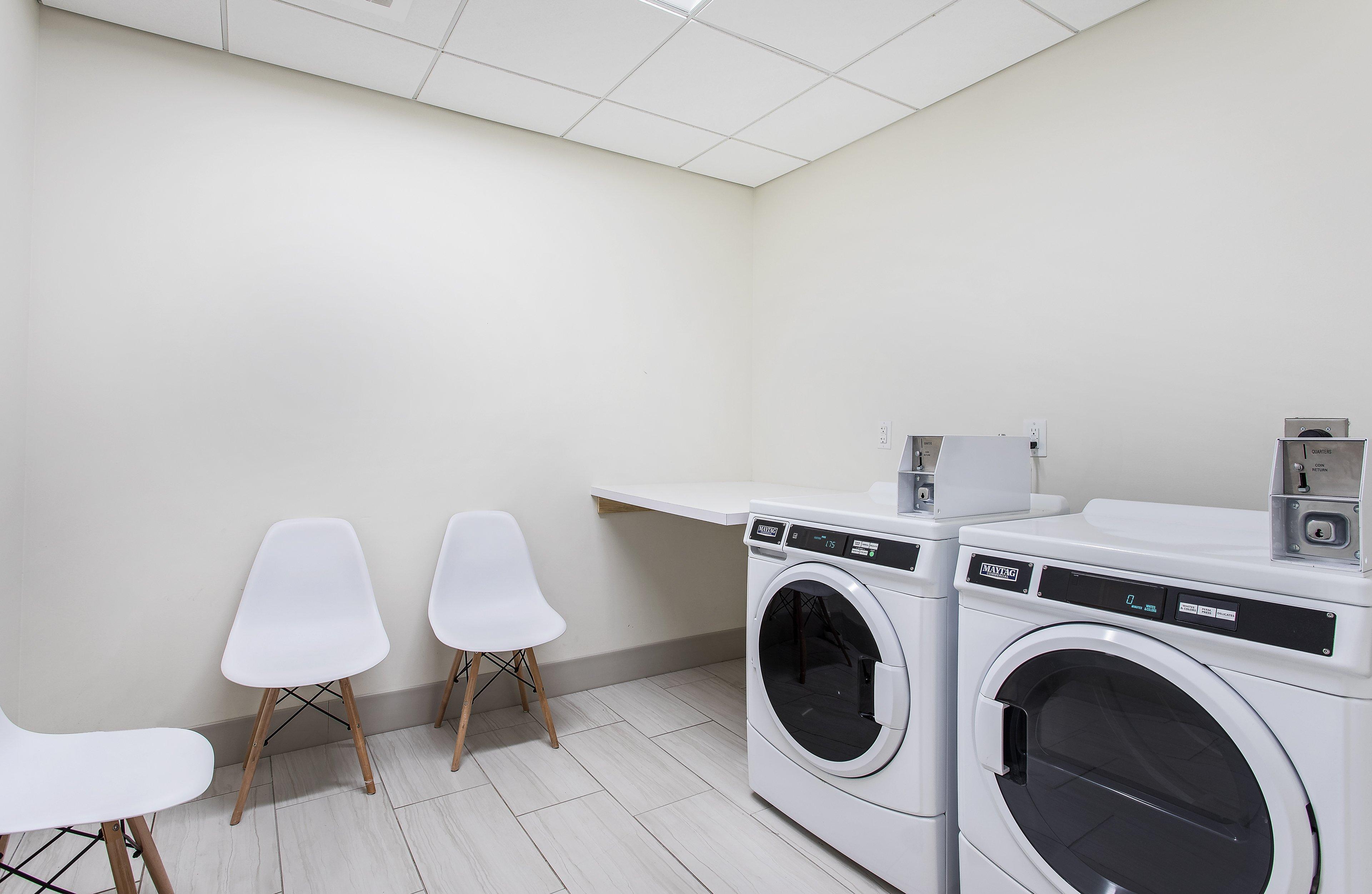 Holiday Inn Express Williamsburg By Ihg Bagian luar foto