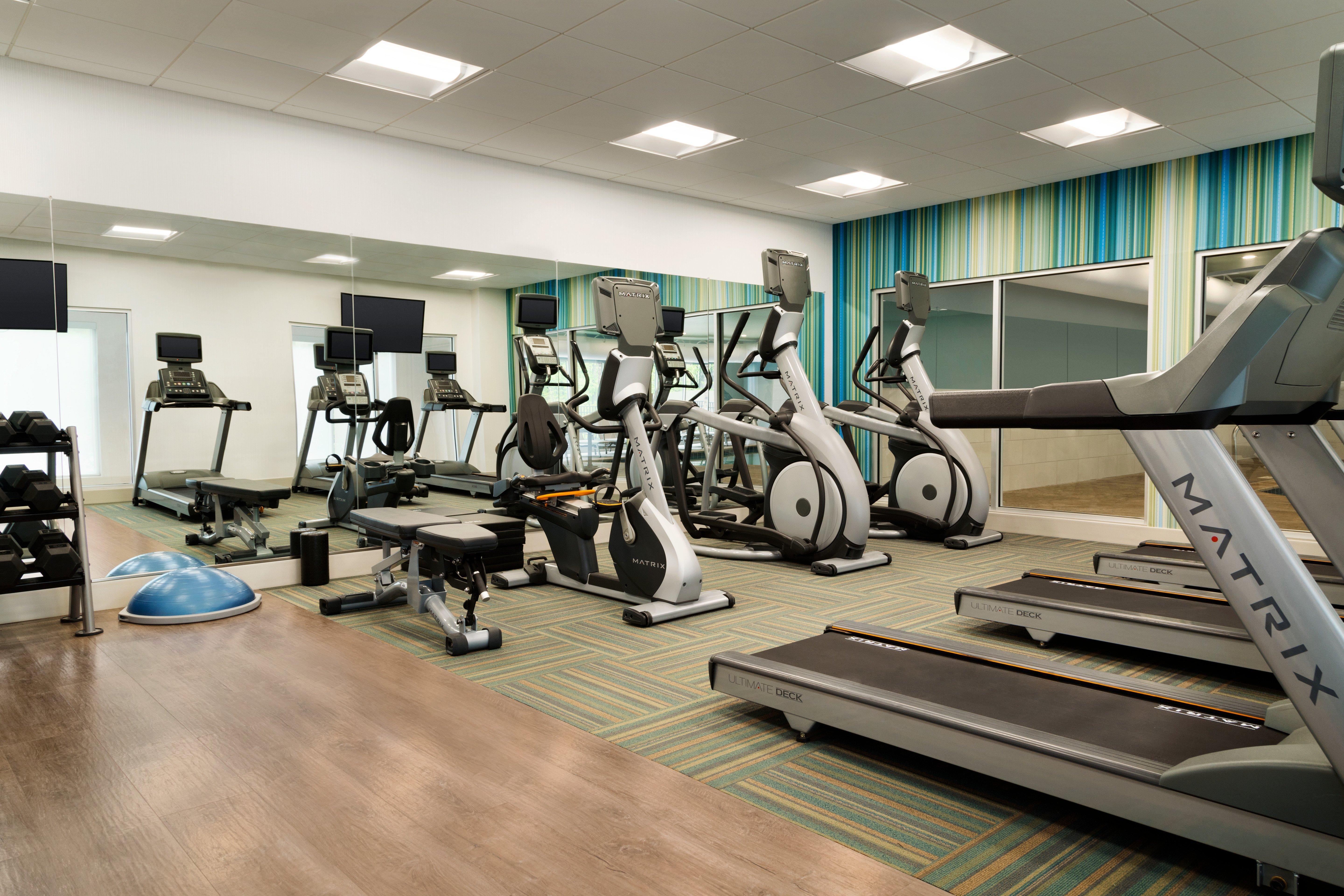 Holiday Inn Express Williamsburg By Ihg Bagian luar foto