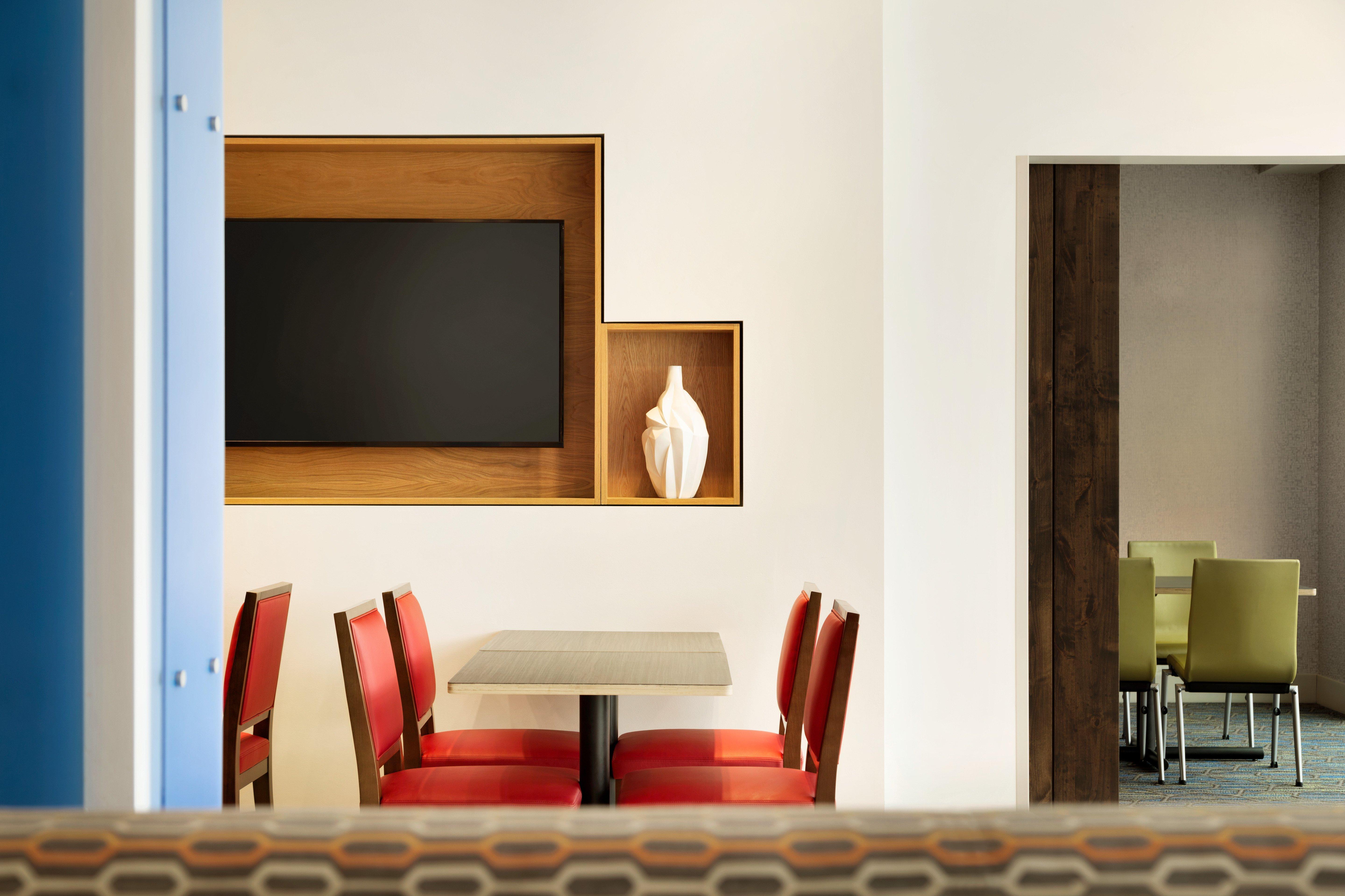 Holiday Inn Express Williamsburg By Ihg Bagian luar foto
