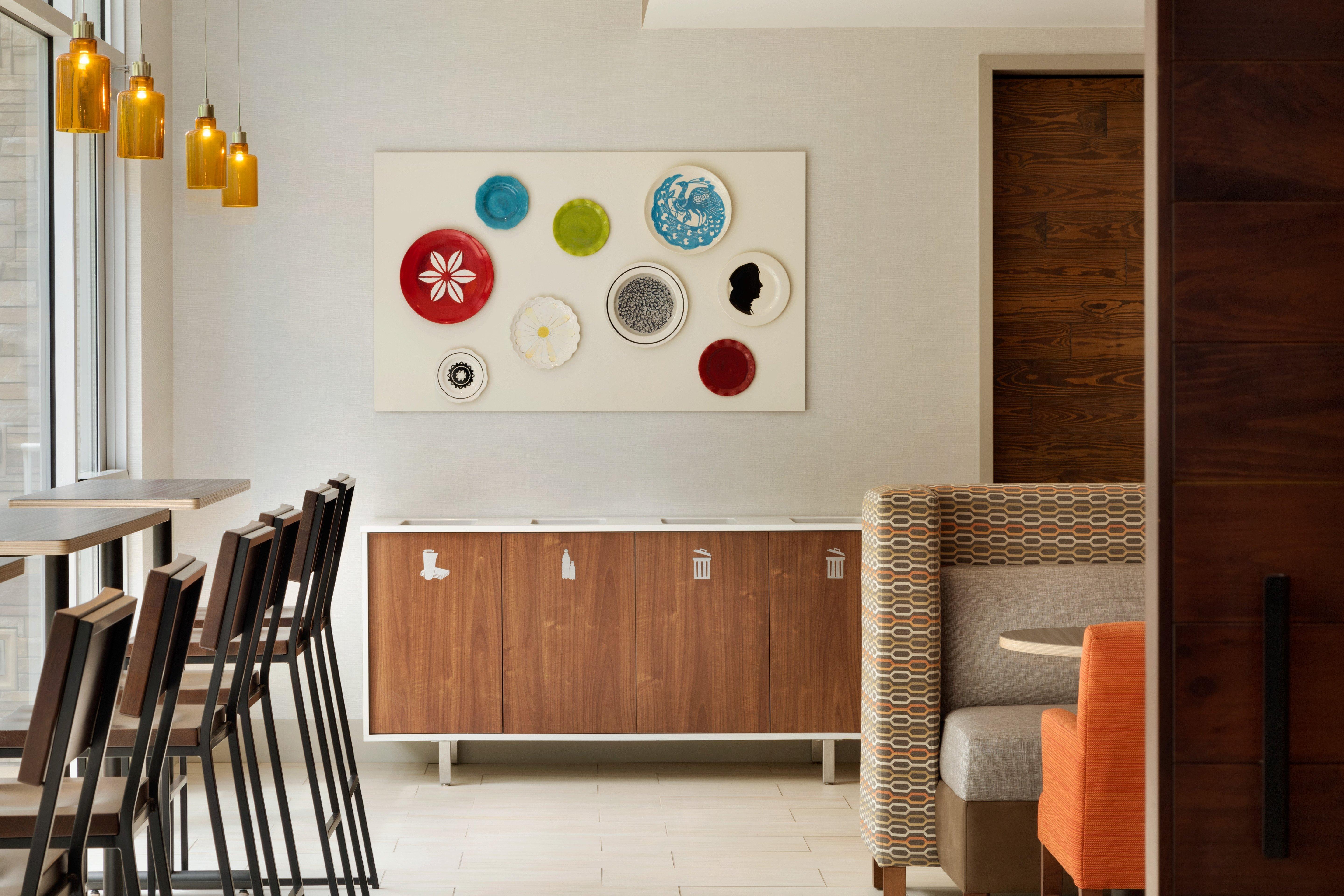 Holiday Inn Express Williamsburg By Ihg Bagian luar foto